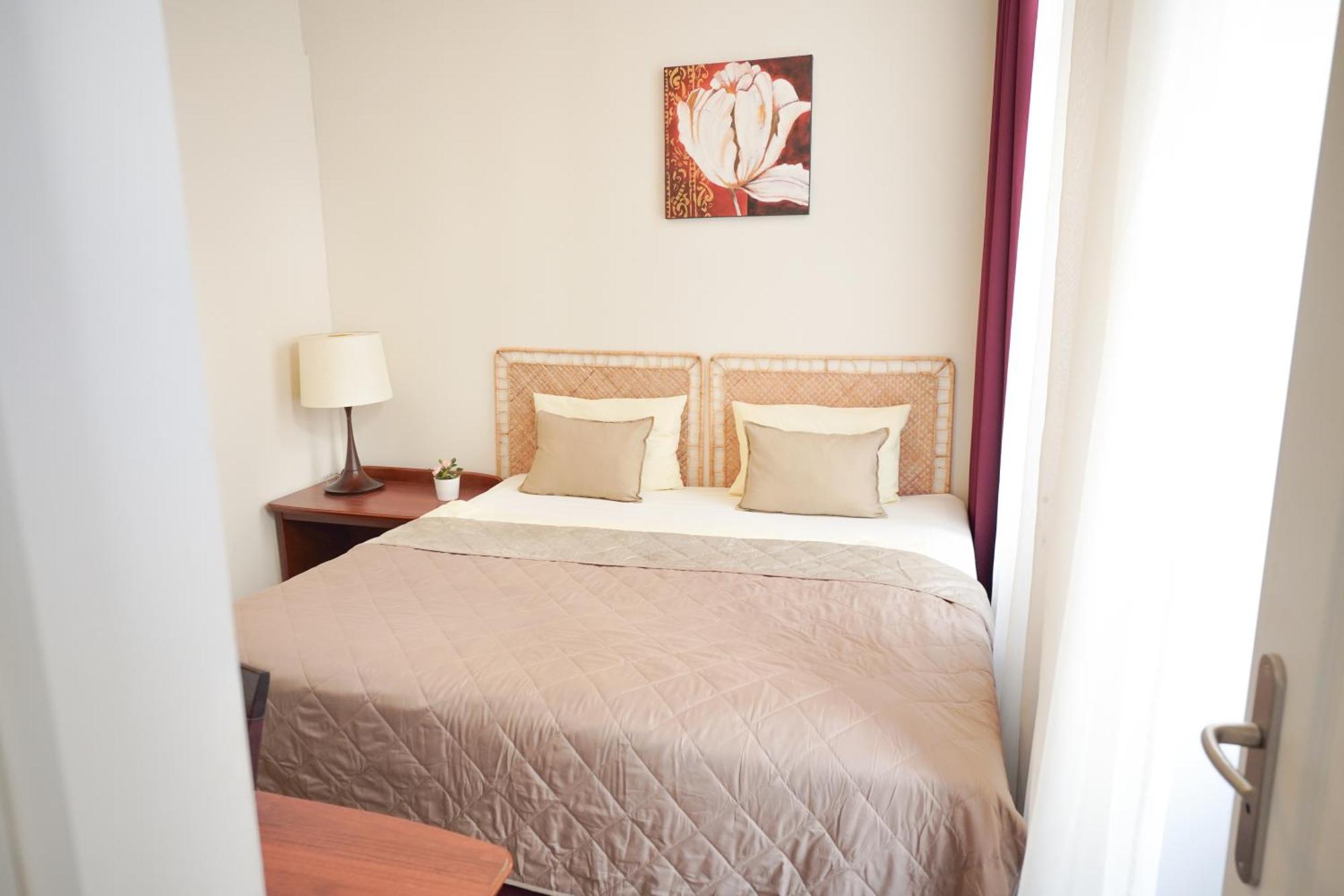 Apartament Elegant & Stylish Center Apartments! *