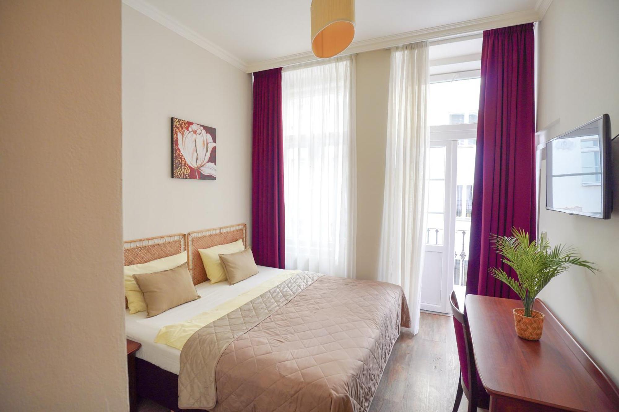 Elegant & Stylish Center Apartments! Praga